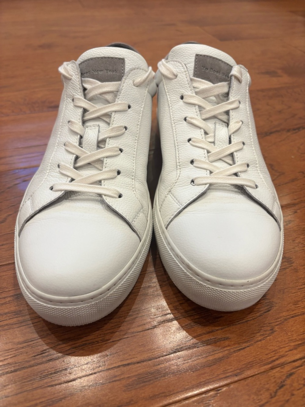 To Boot white Leather Low-Top Sneakers
